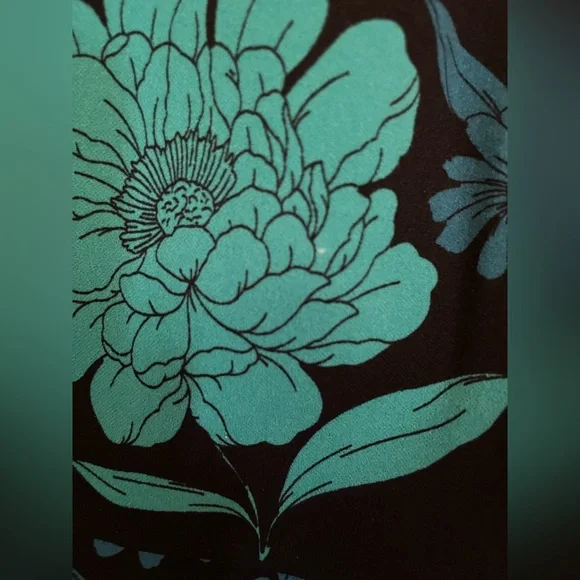 London Times Black and Green Sheath Dress - Picture 3 of 7